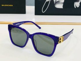 Picture of Balenciga Sunglasses _SKUfw55136372fw